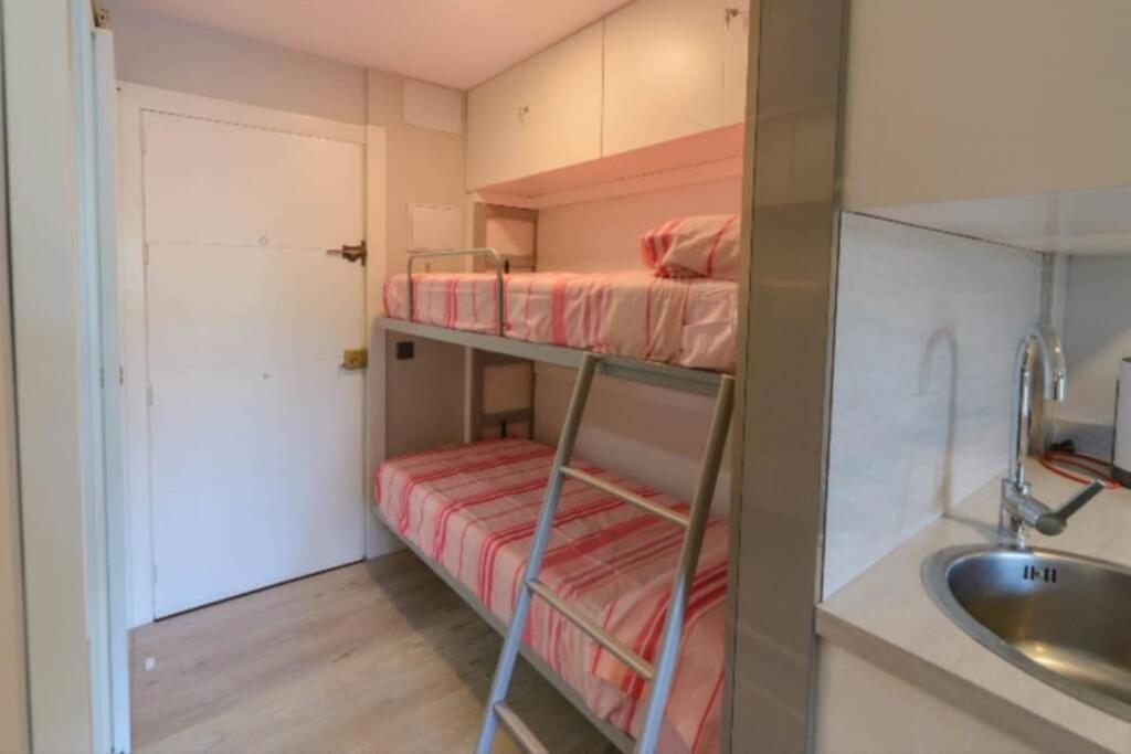 Apartamento 215. Primera Linea De Playa. Benalmádena Exteriör bild